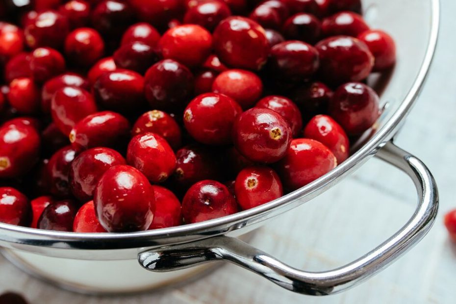 Are Raw Cranberries Safe To Eat?